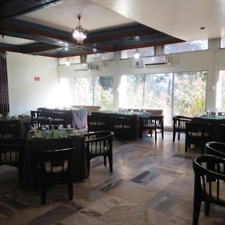 Hotel Japfu Kohima Extérieur photo