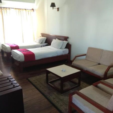 Hotel Japfu Kohima Extérieur photo