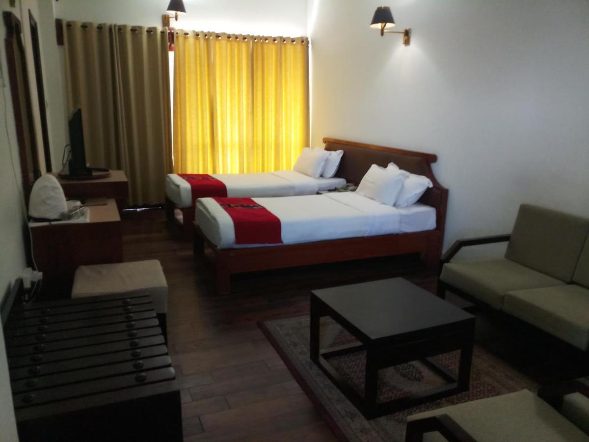 Hotel Japfu Kohima Extérieur photo