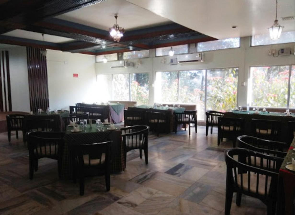 Hotel Japfu Kohima Extérieur photo