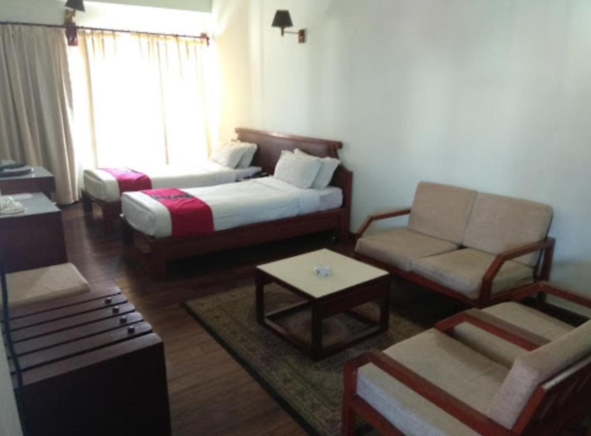 Hotel Japfu Kohima Extérieur photo